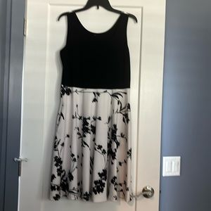 Cute tank dress with pockets